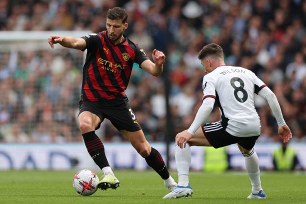 尽管不显眼 尽管不显眼