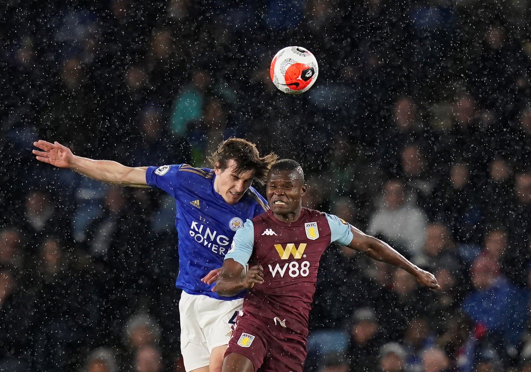 借助镜头 借助镜头